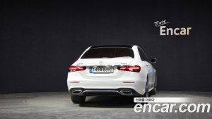 Mercedes-Benz E-Class E350 4MATIC AMG Line 2021 года из Южной Кореи