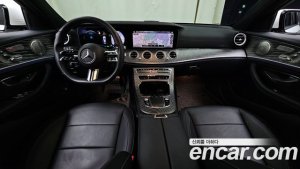 Mercedes-Benz E-Class E350 4MATIC AMG Line 2021 года из Южной Кореи