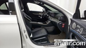 Mercedes-Benz E-Class E350 4MATIC AMG Line 2021 года из Южной Кореи