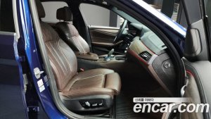BMW 5-Series 520i M Sport 2020 года из Южной Кореи