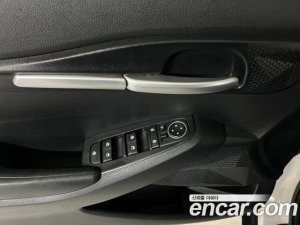 Kia Seltos Дизель 1.6 2WD 2022 года из Южной Кореи