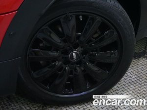 Mini Countryman ALL4 2020 года из Южной Кореи
