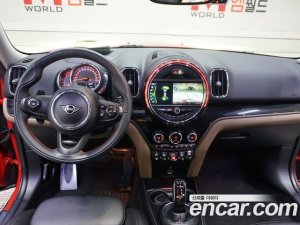 Mini Countryman ALL4 2020 года из Южной Кореи