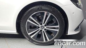 Mercedes-Benz E-Class E250 Avantgarde 2021 года из Южной Кореи