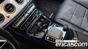 Mercedes-Benz E-Class E250 Avantgarde 2021 года из Южной Кореи