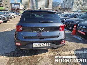 Hyundai Venue 1.6 Smart 2020 года из Южной Кореи