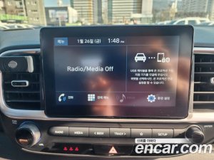 Hyundai Venue 1.6 Smart 2020 года из Южной Кореи