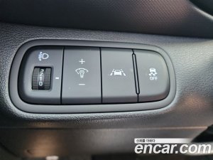 Hyundai Venue 1.6 Smart 2020 года из Южной Кореи