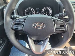Hyundai Venue 1.6 Smart 2020 года из Южной Кореи
