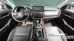 Kia Seltos Бензин 1.6 Turbo 2WD 2022 года из Южной Кореи