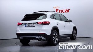 Mercedes-Benz GLA-Class GLA220 2021 года из Южной Кореи