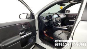 Mercedes-Benz GLA-Class GLA220 2021 года из Южной Кореи