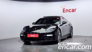 Porsche Panamera 4.0 GTS 2019 года из Южной Кореи