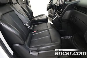 Hyundai Staria 4WD Tourer 9-Seater 2022 года из Южной Кореи