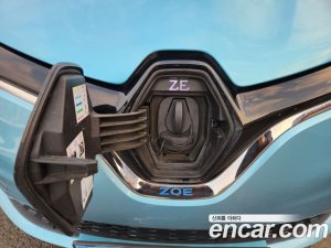 Renault-KoreaSamsung Zoe Intens 2021 года из Южной Кореи