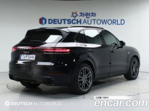 Porsche Cayenne 3.0 E-하이브리드 2020 года из Южной Кореи