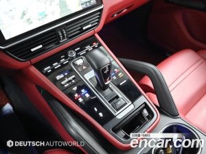 Porsche Cayenne 3.0 E-하이브리드 2020 года из Южной Кореи