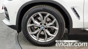 BMW X4 xDrive20i xLine 2020 года из Южной Кореи