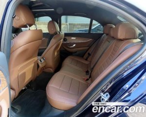 Mercedes-Benz E-Class E250 Exclusive 2021 года из Южной Кореи