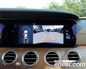 Mercedes-Benz E-Class E250 Exclusive 2021 года из Южной Кореи