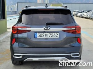 Kia Seltos Дизель 1.6 2WD 2021 года из Южной Кореи