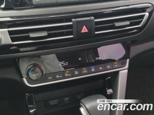 Kia Seltos Дизель 1.6 2WD 2021 года из Южной Кореи