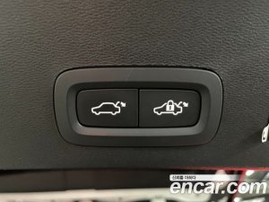 Volvo XC40 B4 R-디자인 2021 года из Южной Кореи