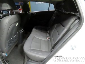 Hyundai Ioniq 1.6 HEV 2020 года из Южной Кореи