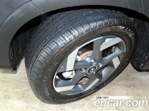 Hyundai Venue 1.6 Flux 2020 года из Южной Кореи