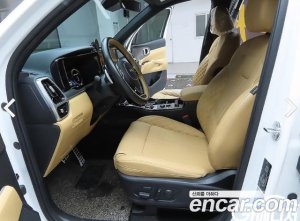 Kia Sorento HEV 1.6 4WD 2022 года из Южной Кореи