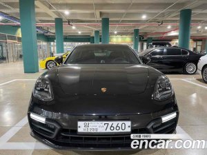 Porsche Panamera 4.0 GTS 2020 года из Южной Кореи