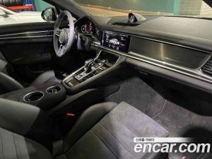Porsche Panamera 4.0 GTS 2020 года из Южной Кореи