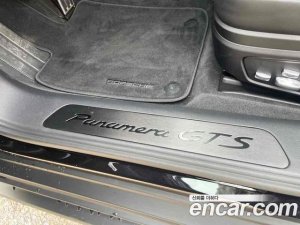 Porsche Panamera 4.0 GTS 2020 года из Южной Кореи