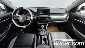 Kia Seltos Бензин 1.6 Turbo 2WD 2020 года из Южной Кореи