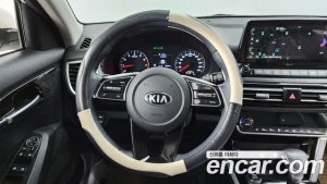Kia Seltos Бензин 1.6 Turbo 2WD 2020 года из Южной Кореи