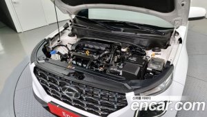 Hyundai Venue 1.6 Modern 2021 года из Южной Кореи