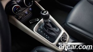 Hyundai Venue 1.6 Modern 2021 года из Южной Кореи