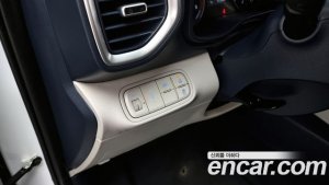 Hyundai Venue 1.6 Modern 2021 года из Южной Кореи