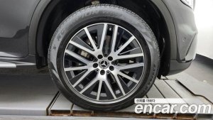 Mercedes-Benz GLC-Class GLC300e 4MATIC 2021 года из Южной Кореи