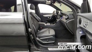 Mercedes-Benz GLC-Class GLC300e 4MATIC 2021 года из Южной Кореи