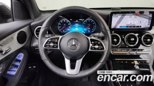 Mercedes-Benz GLC-Class GLC300e 4MATIC 2021 года из Южной Кореи