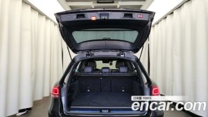 Mercedes-Benz GLC-Class GLC300e 4MATIC 2021 года из Южной Кореи