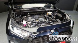 Toyota RAV4 2.5 2WD HYBRID 2021 года из Южной Кореи