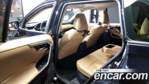 Toyota RAV4 2.5 2WD HYBRID 2021 года из Южной Кореи