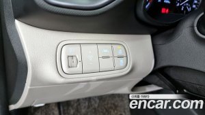 Hyundai Venue 1.6 Flux 2021 года из Южной Кореи