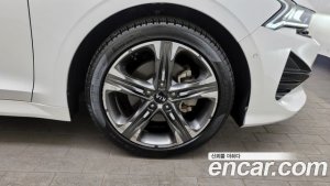 Kia K5 2.0 2020 года из Южной Кореи