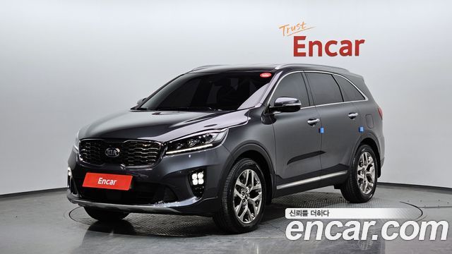 Kia Sorento Дизель 2.0 2WD 2020 года из Кореи