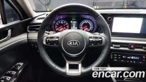Kia K5 2.0 2021 года из Южной Кореи