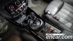 Mini Clubman Savile Row Edition 2020 года из Южной Кореи