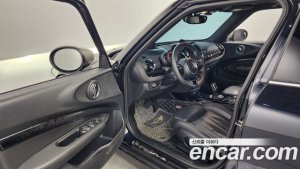 Mini Clubman Savile Row Edition 2020 года из Южной Кореи